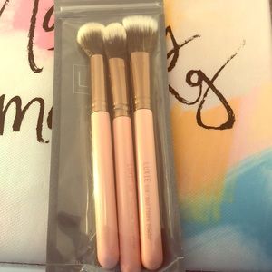 Luxie beauty brushes